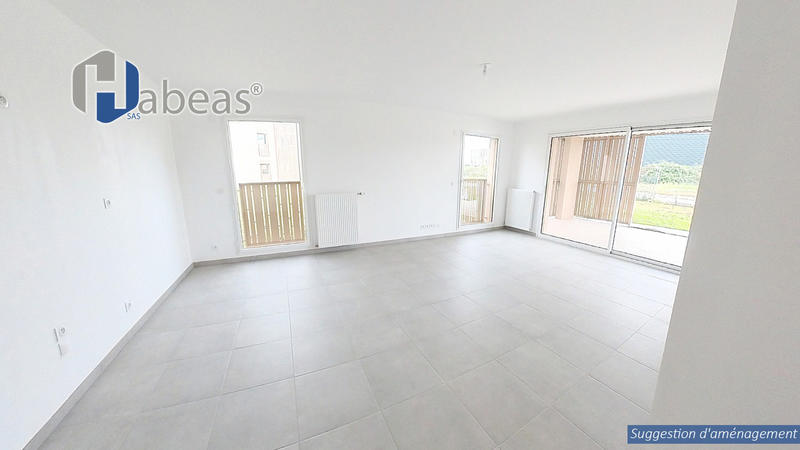 Appartement - 83 m² - 4 pièces