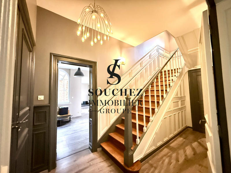 Maison - 352 m² - 10 pièces