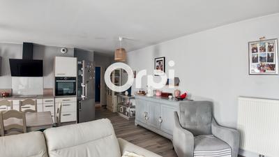 Appartement - 75 m² - 3 pièces