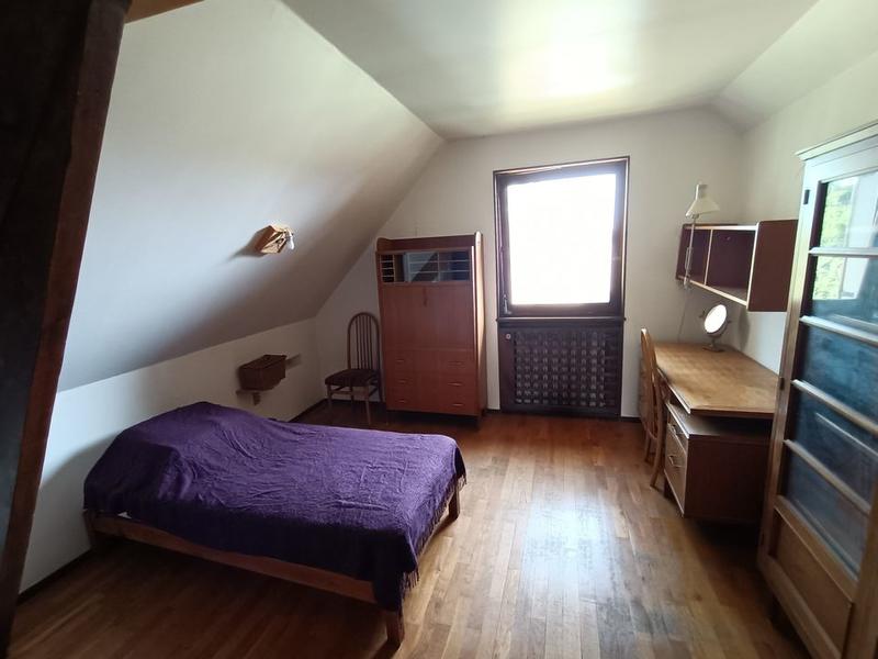 Maison - 220 m² - 7 pièces