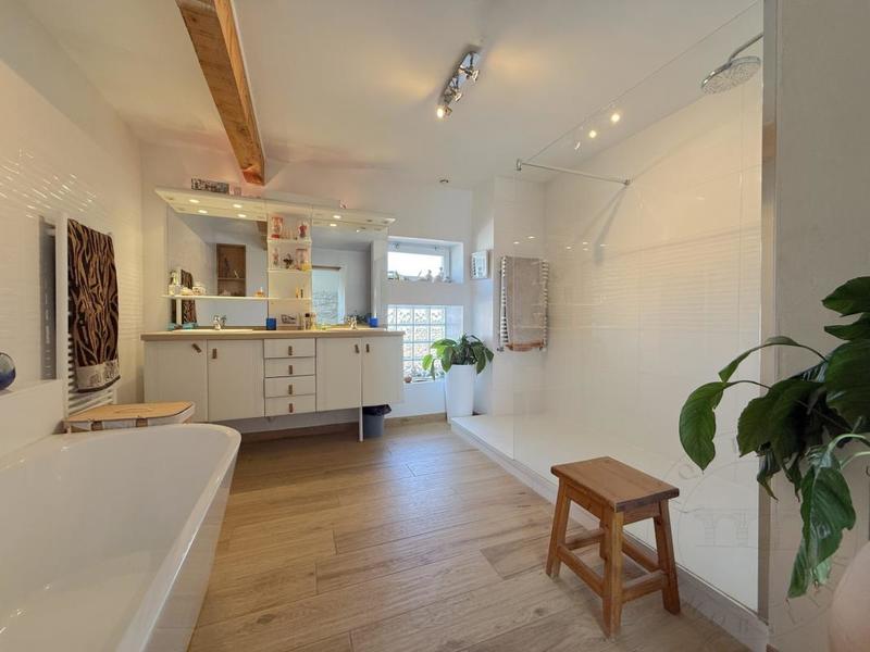 Maison ancienne - 154 m² - 7 pièces