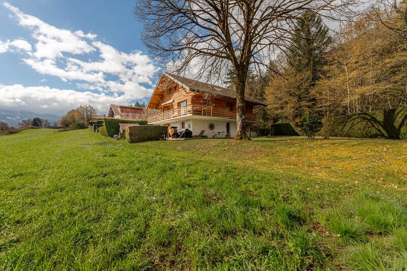 Châlet - 164 m² - 9 pièces