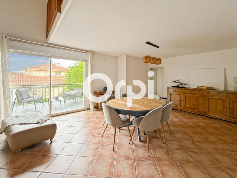 Appartement - 134 m² - 4 pièces