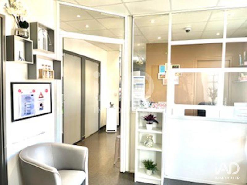 Local commercial - 124 m²