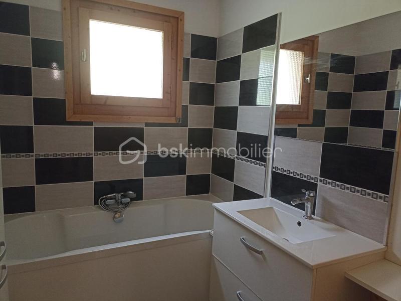 Appartement - 87 m² - 5 pièces