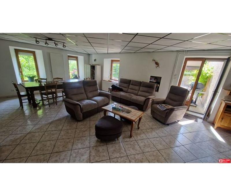 Maison traditionnelle - 223 m² - 9 pièces