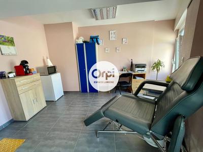 Immeuble - 110 m² - 2 pièces