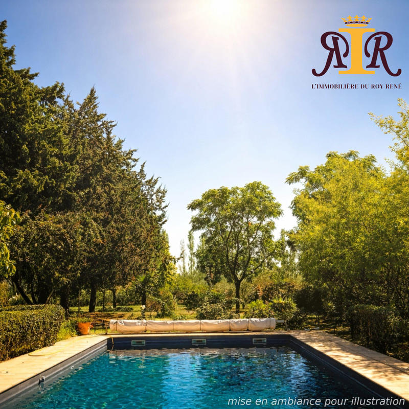 Maison traditionnelle - 288 m² - 9 pièces