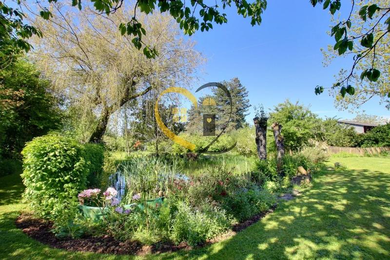 Maison - 280 m² - 5 pièces