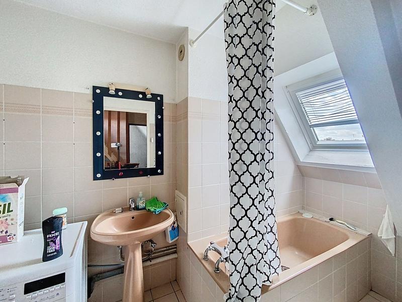 Appartement - 94 m² - 5 pièces