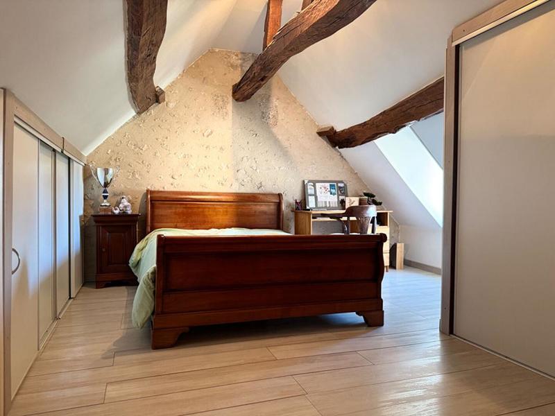 Maison - 205 m² - 6 pièces