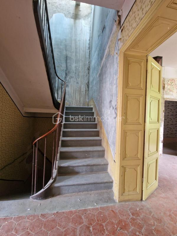 Maison de maîtres - 180 m² - 6 pièces