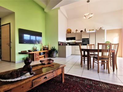 Appartement - 102 m² - 4 pièces