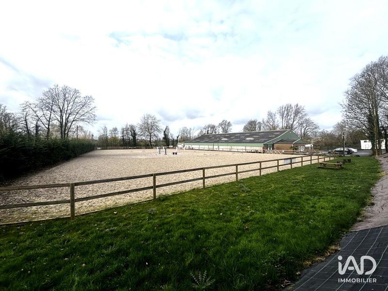 Local commercial - 8 310 m²