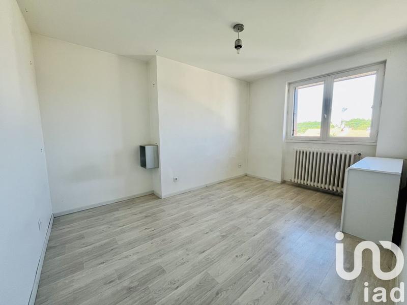 Maison - 330 m² - 13 pièces