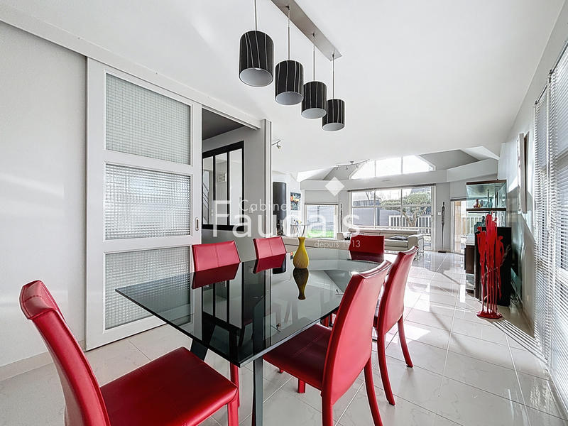 Maison - 168 m² - 5 pièces