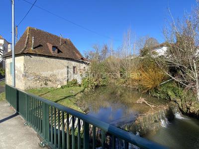 Demeure - 295 m² - 5 pièces