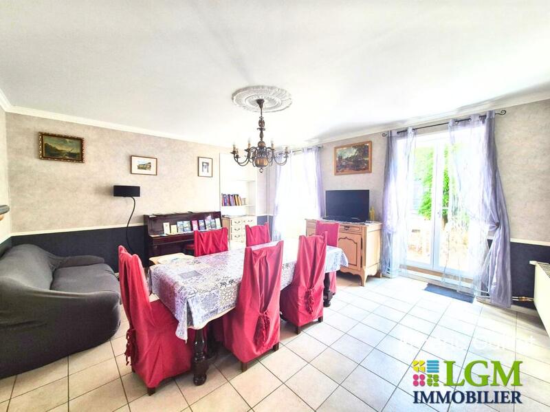 Maison de bourg - 114 m² - 5 pièces