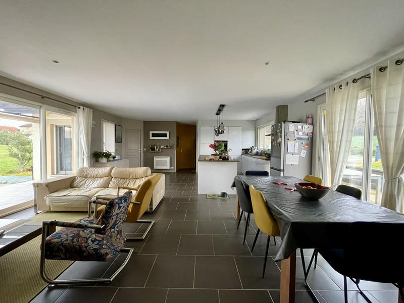 Maison - 125 m² - 5 pièces