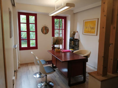 Local commercial - 155 m² - 6 pièces