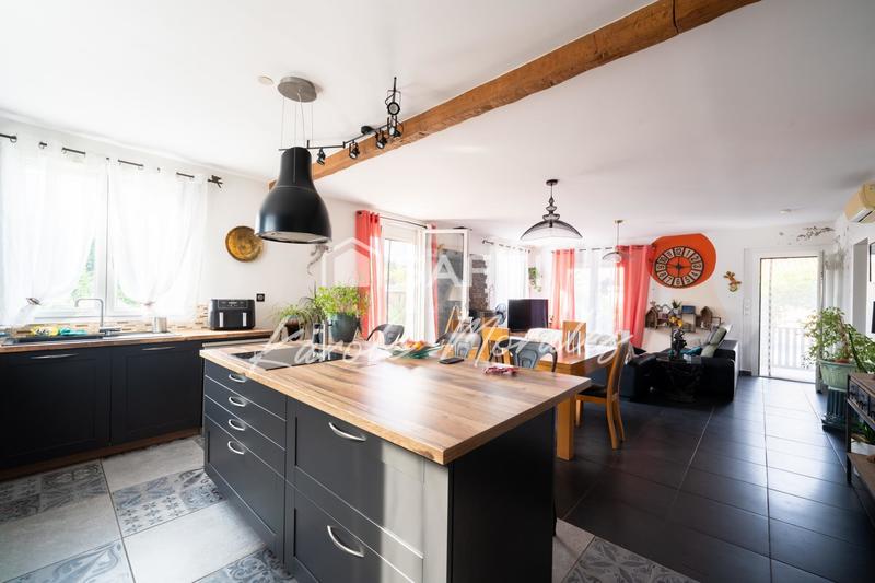 Maison - 170 m² - 6 pièces