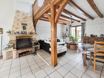 Maison - 140 m² - 10 pièces