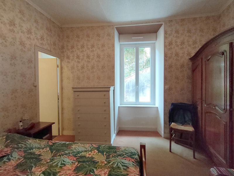 Maison - 80 m² - 5 pièces