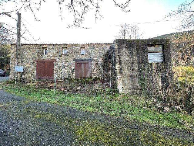 Maison de village - 200 m² - 6 pièces