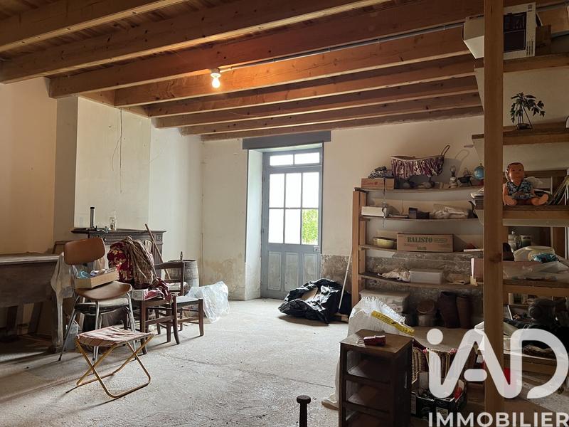 Maison - 410 m² - 8 pièces