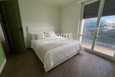 Appartement - 130 m² - 6 pièces