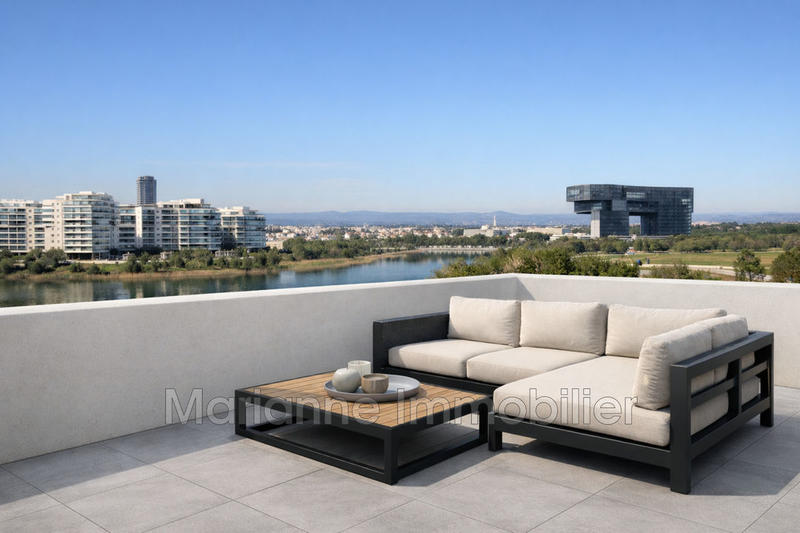 Appartement - 84 m² - 4 pièces