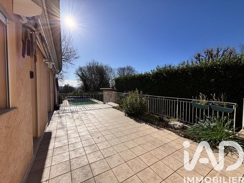 Maison - 127 m² - 6 pièces