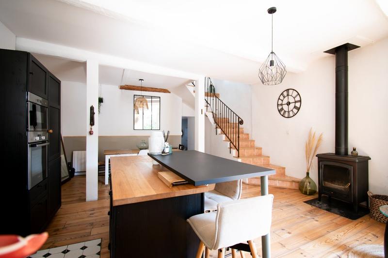 Maison - 200 m² - 5 pièces