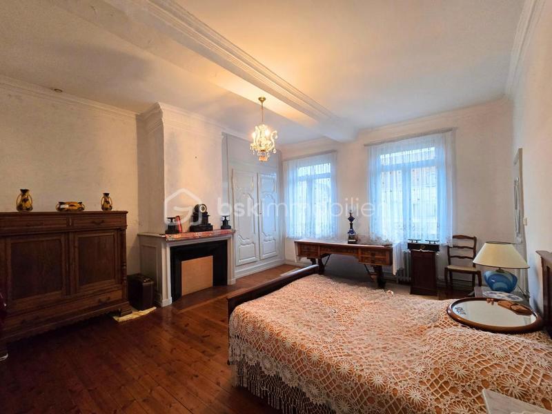 Maison de maîtres - 268 m² - 8 pièces