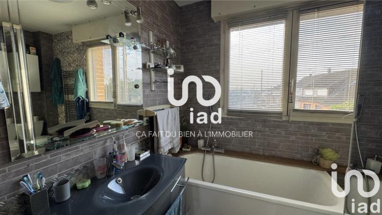 Maison - 110 m² - 6 pièces