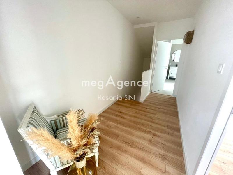 Maison - 111 m² - 4 pièces