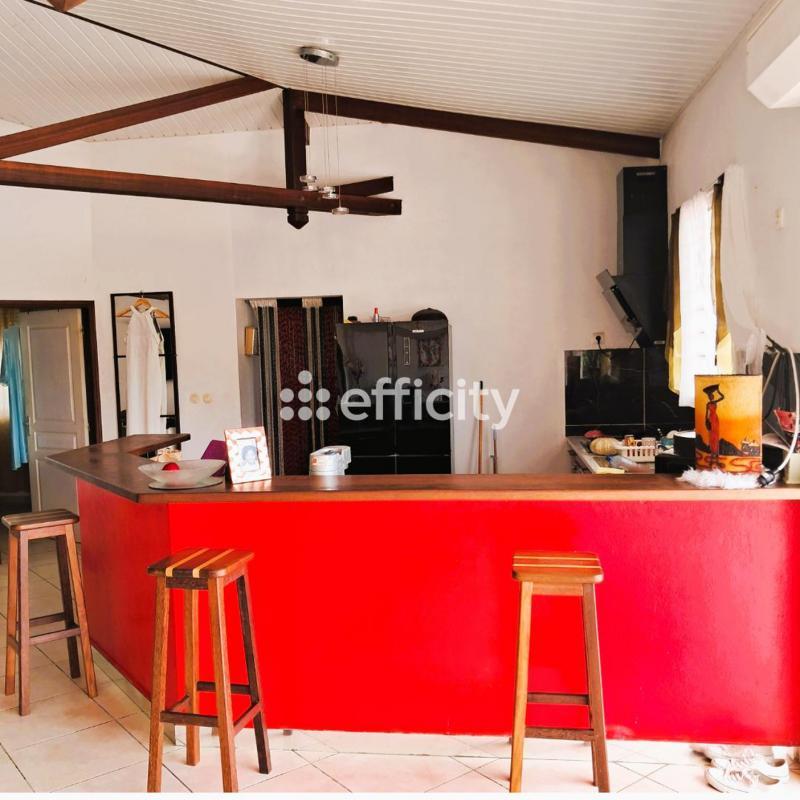 Maison - 168 m² - 7 pièces