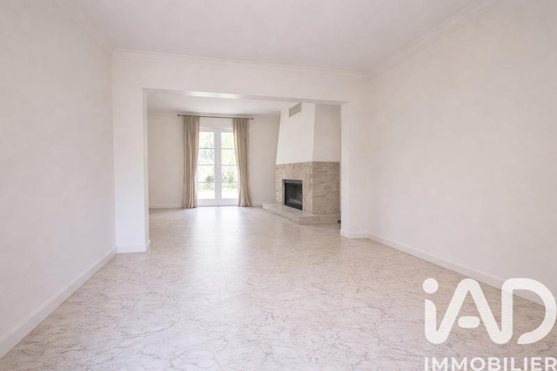 Maison de maîtres - 200 m² - 11 pièces