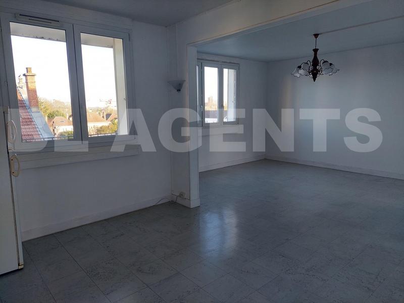 Appartement - 93 m² - 4 pièces