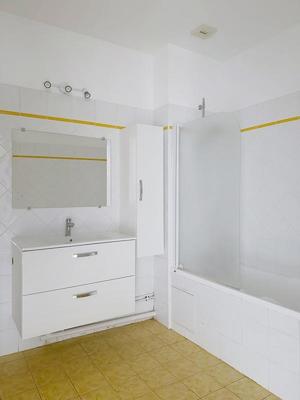 Appartement - 90 m² - 3 pièces