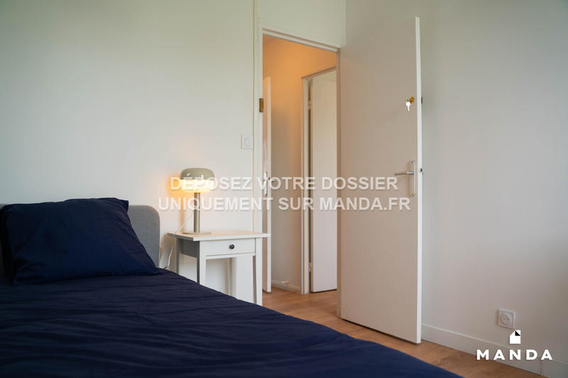 Chambre - 10 m² - 5 pièces