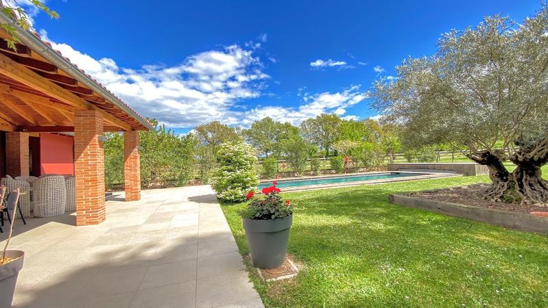 Haras - 500 m² - 13 pièces