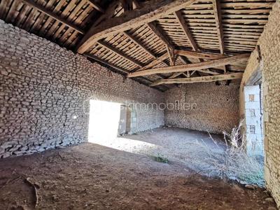 Maison - 240 m² - 5 pièces