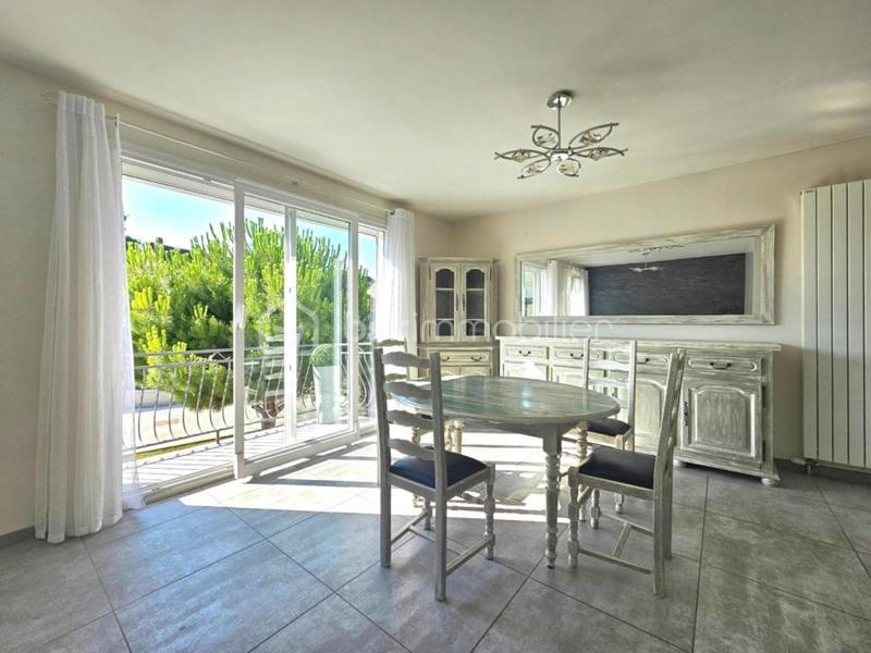 Pavillon - 100 m² - 5 pièces