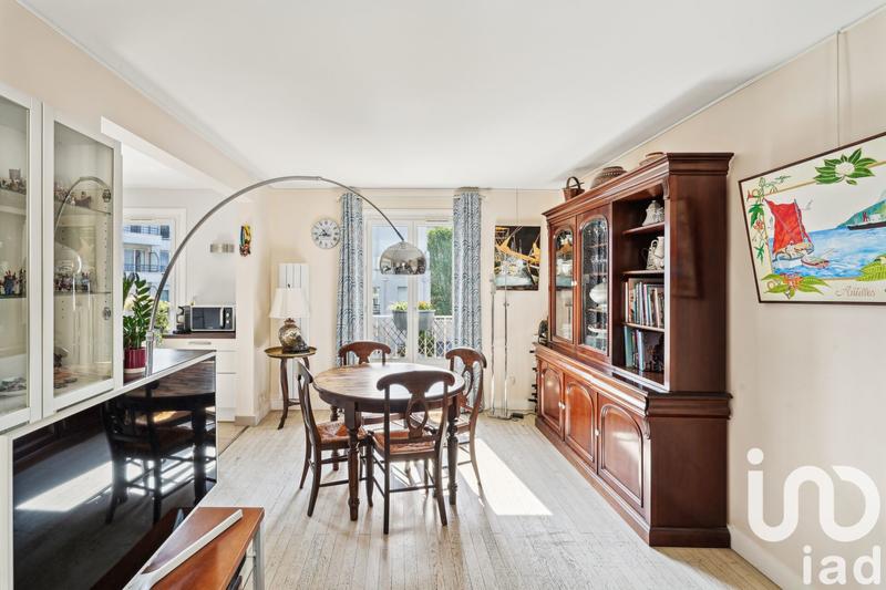 Appartement - 80 m² - 4 pièces