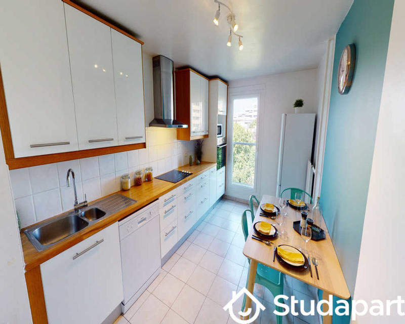 Chambre - 80 m² - 1 pièce