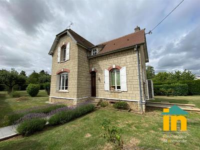 Maison de ville - 82 m² - 3 pièces