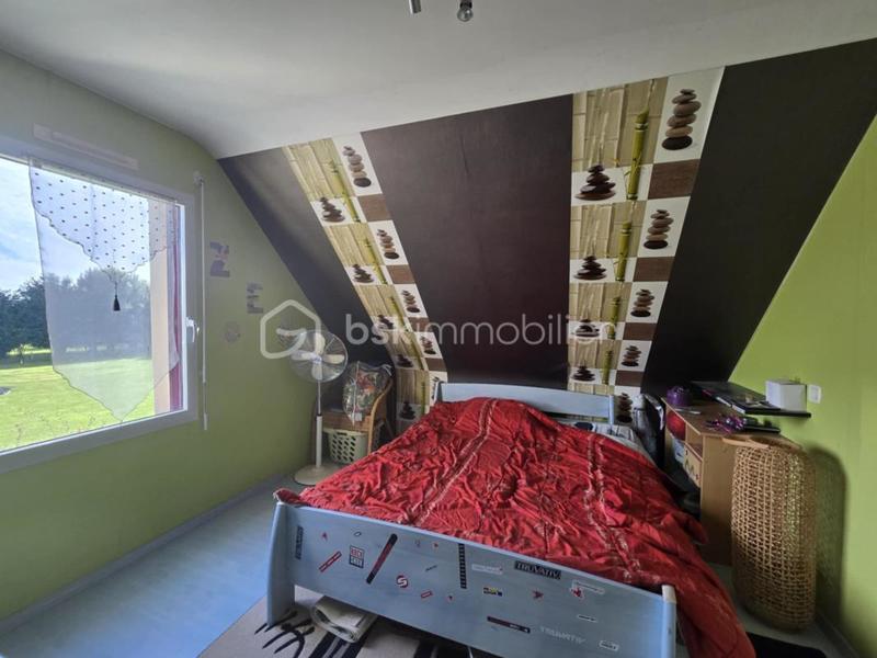 Maison traditionnelle - 112 m² - 6 pièces