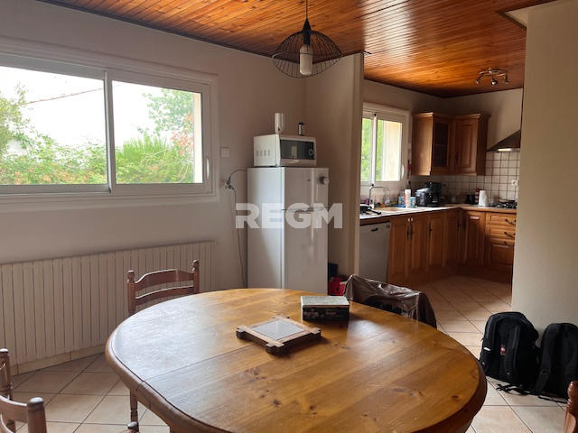 Maison - 114 m² - 5 pièces