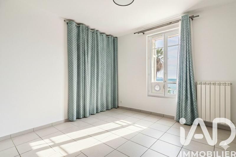 Appartement - 105 m² - 5 pièces